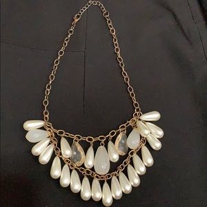 *CLOSET CLEANOUT* Beaded necklace